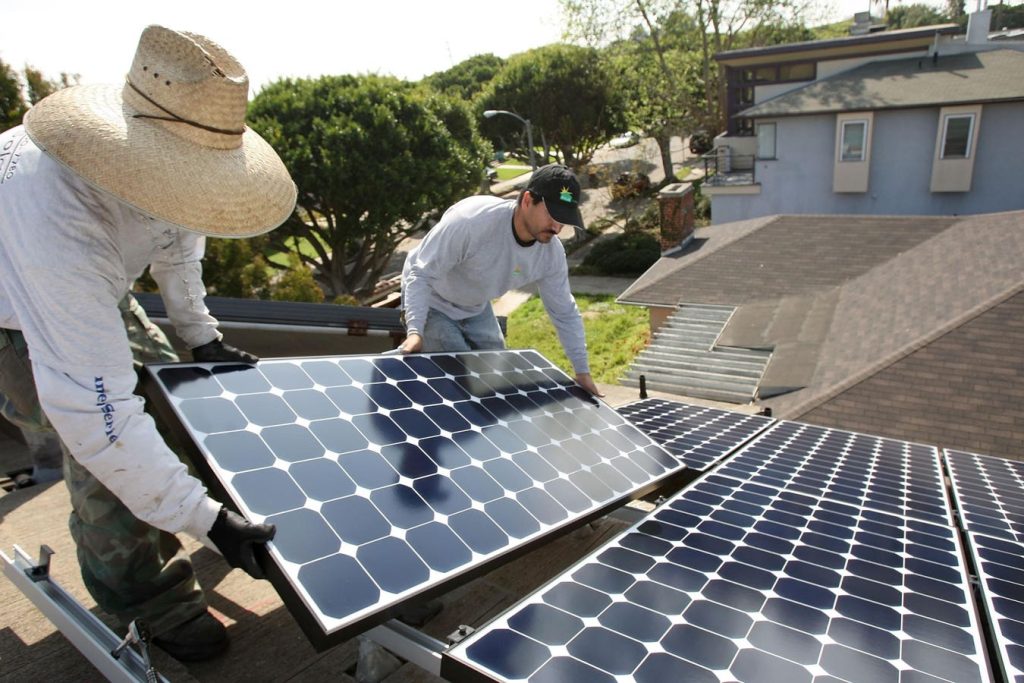 Considering Solar Panels For Your Home? Should You Lease Or Buy?