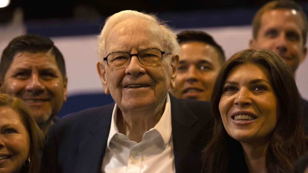 Warren Buffett has a record amount of cash. How much savings you need