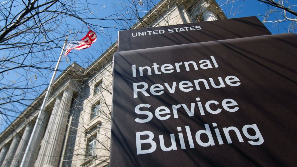 How are mutual funds taxed? 4 ways to minimize your tax bill