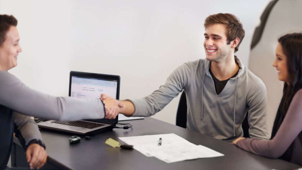 What is a simple interest auto loan, and how does it work?