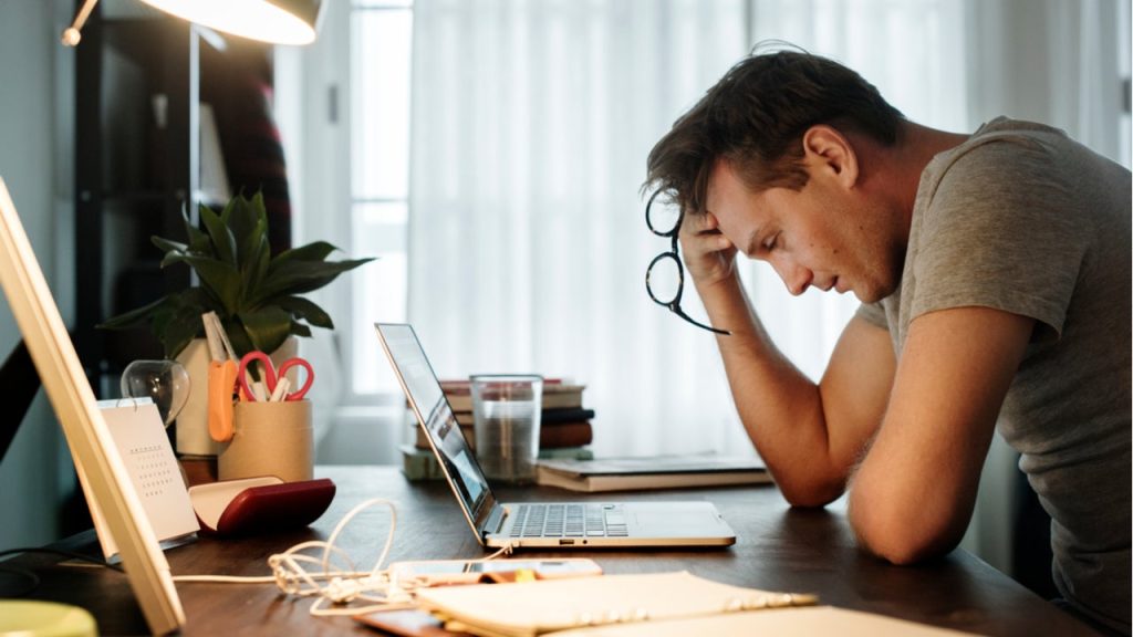 What happens if you never pay your student loans?