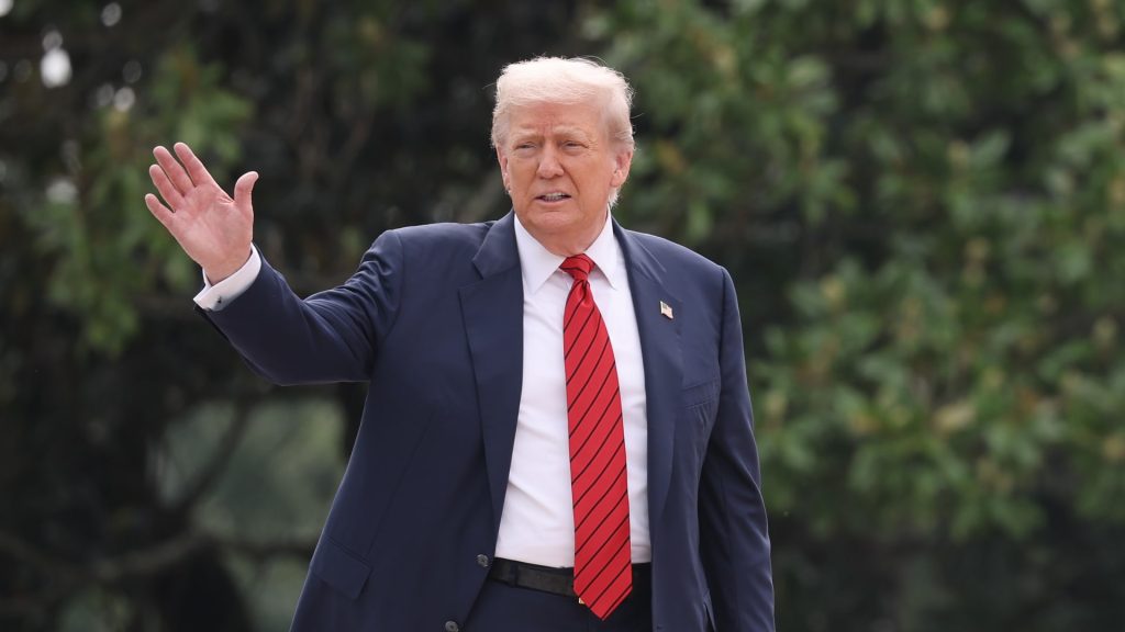 Trump signs order allowing alternative assets like cryptocurrencies, private equity in 401(k)s