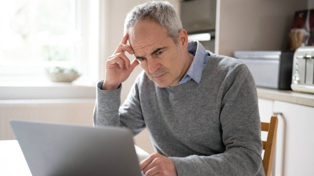 Early account closure fees at top banks