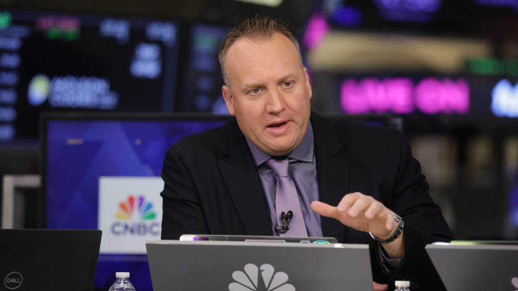 This is the ‘biggest mistake’ young investors make, Josh Brown says