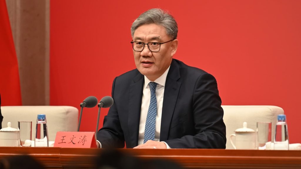 China strikes conciliatory tone ahead of expected Trump-Xi meeting China strikes conciliatory tone ahead of expected Trump-Xi meeting