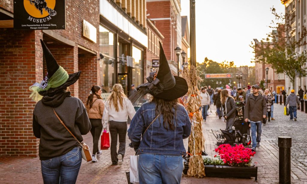 6 Halloween Destinations to Treat Yourself