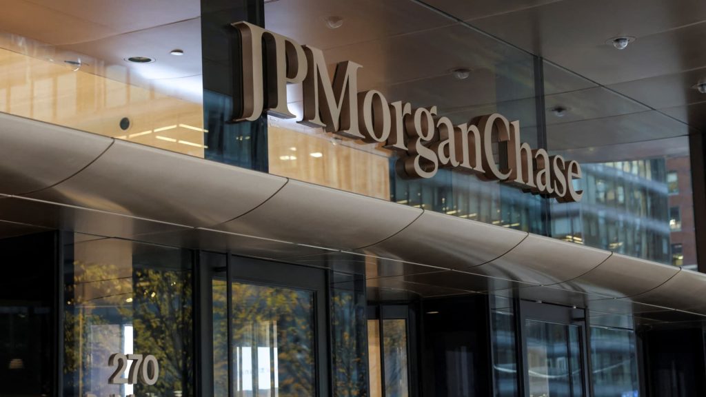 JPMorgan Chase wins fight with fintech firms over fees JPMorgan Chase wins fight with fintech firms over fees