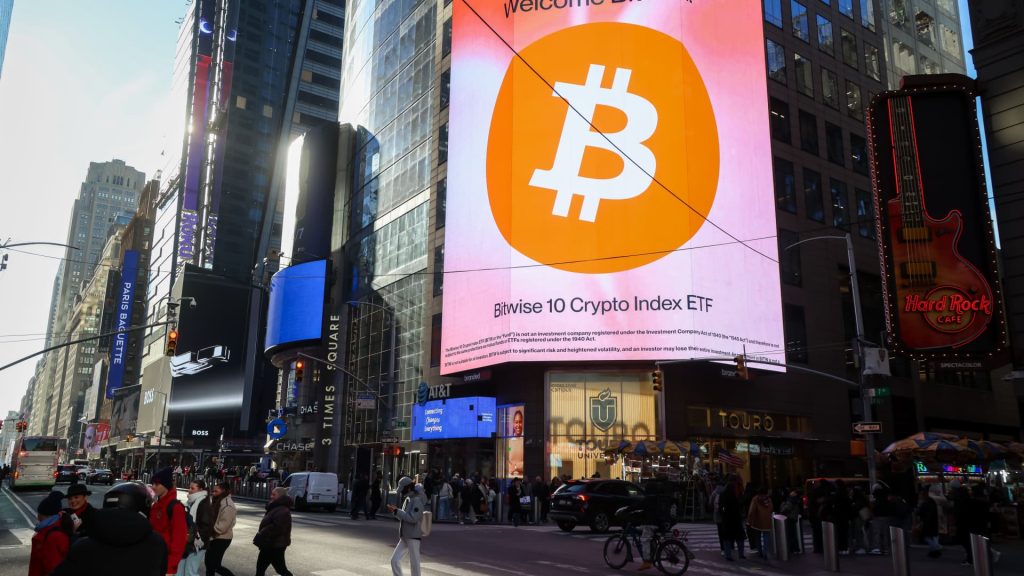 ETF flows are down but don’t signal investor panic ETF flows are down but don’t signal investor panic