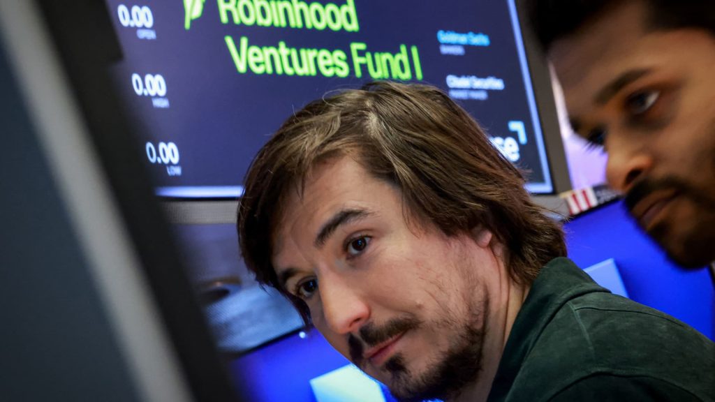 Robinhood’s venture fund, which gives investors access to private companies, tanks 11% on first day
