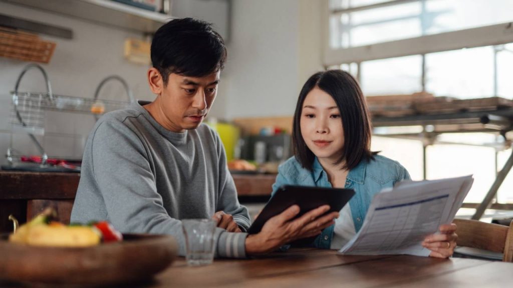 4 best investments for minimizing or avoiding taxes