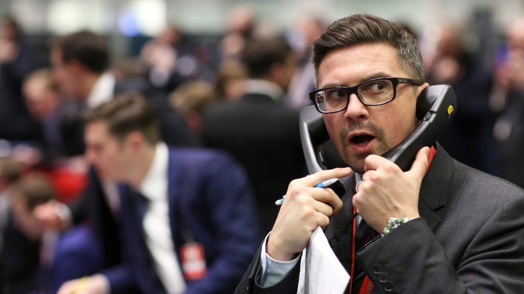 Margin call: What it is and how to avoid one